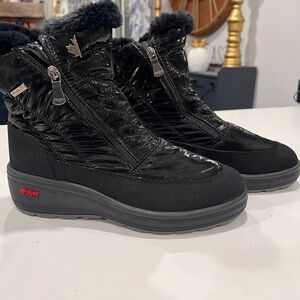 Pajar Veronica Women's Double Zip Boot W/Ice-Gripper